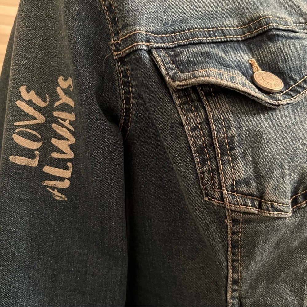 Lana Collection by Yossi denim jean jacket all you need is love small EUC - Picture 5 of 9